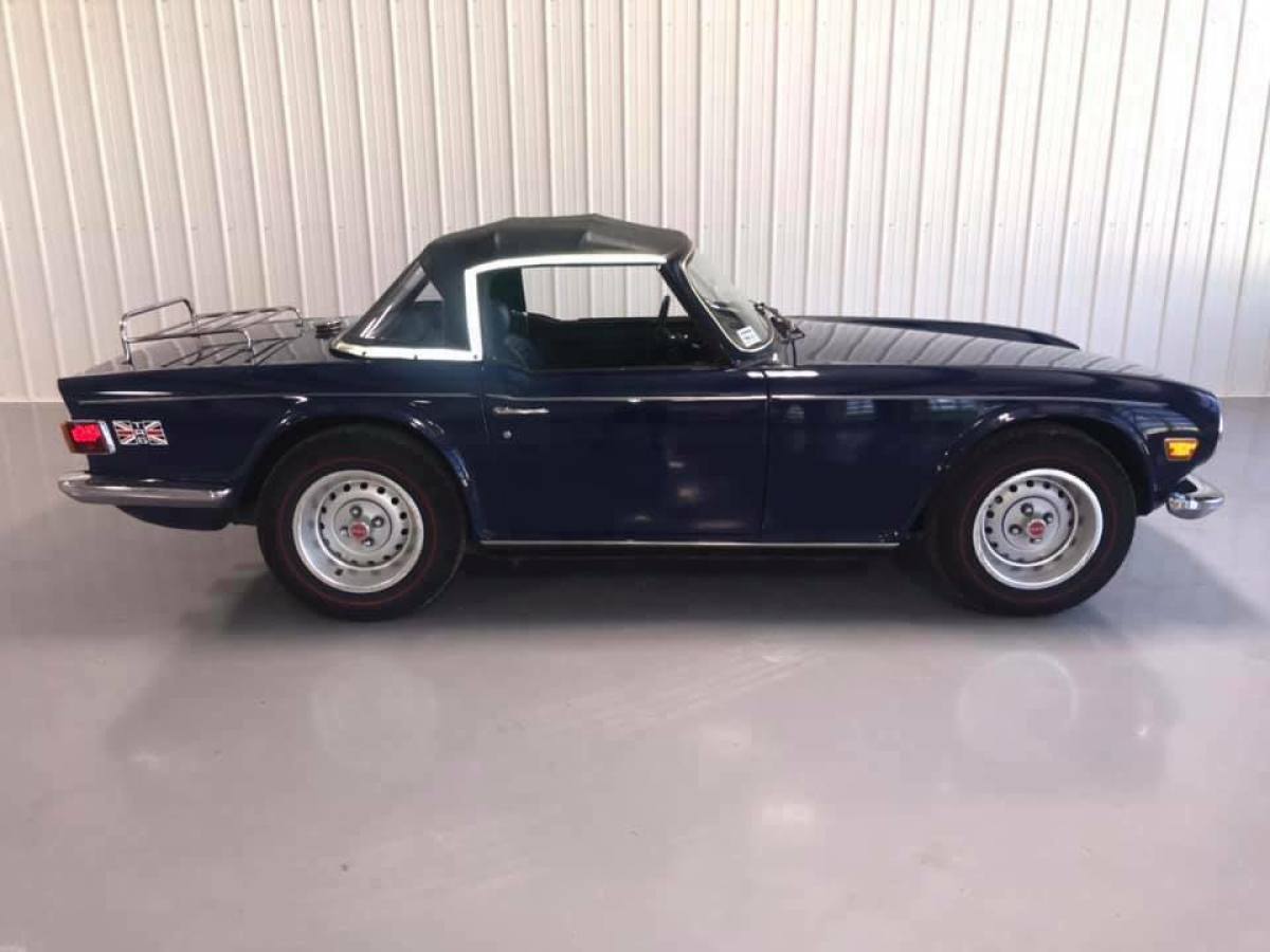 1973 Triumph TR-6 CONVERTIBLE - photo 5
