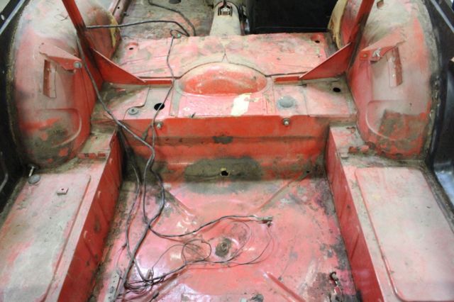 1973 Triumph TR-6 convertible - photo 13