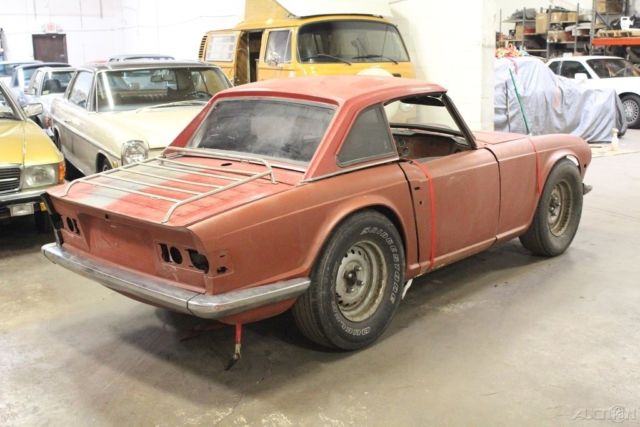 1973 Triumph TR-6 convertible - photo 4