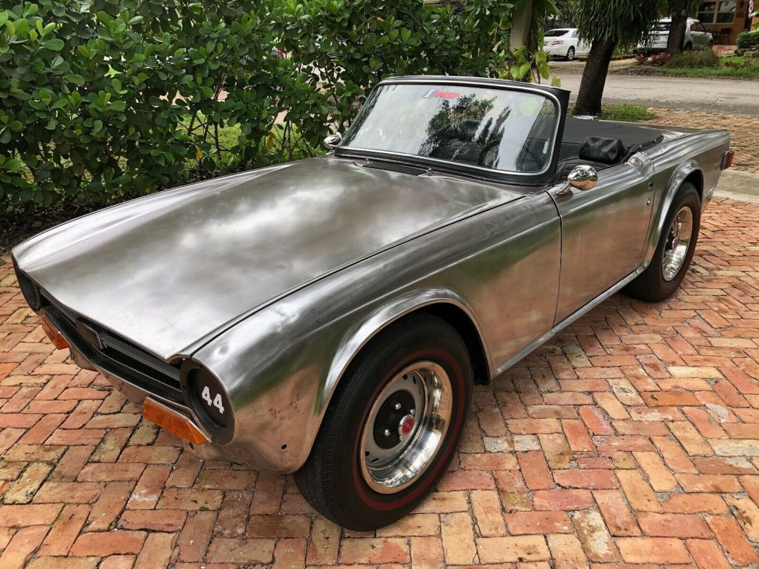1973 Triumph TR-6 - photo 2