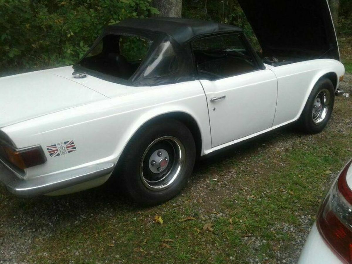 1973 Triumph TR6 Convertible - photo 7