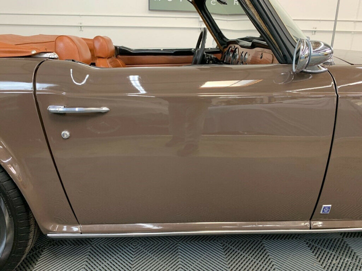 1973 Triumph TR-6 1973 TRIUMPH TR-6. SIENNA BROWN. - photo 8
