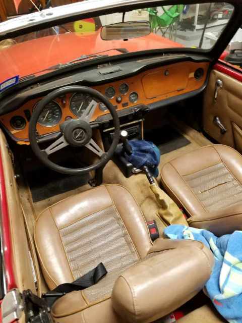 1973 Triumph TR-6 tan and black - photo 4
