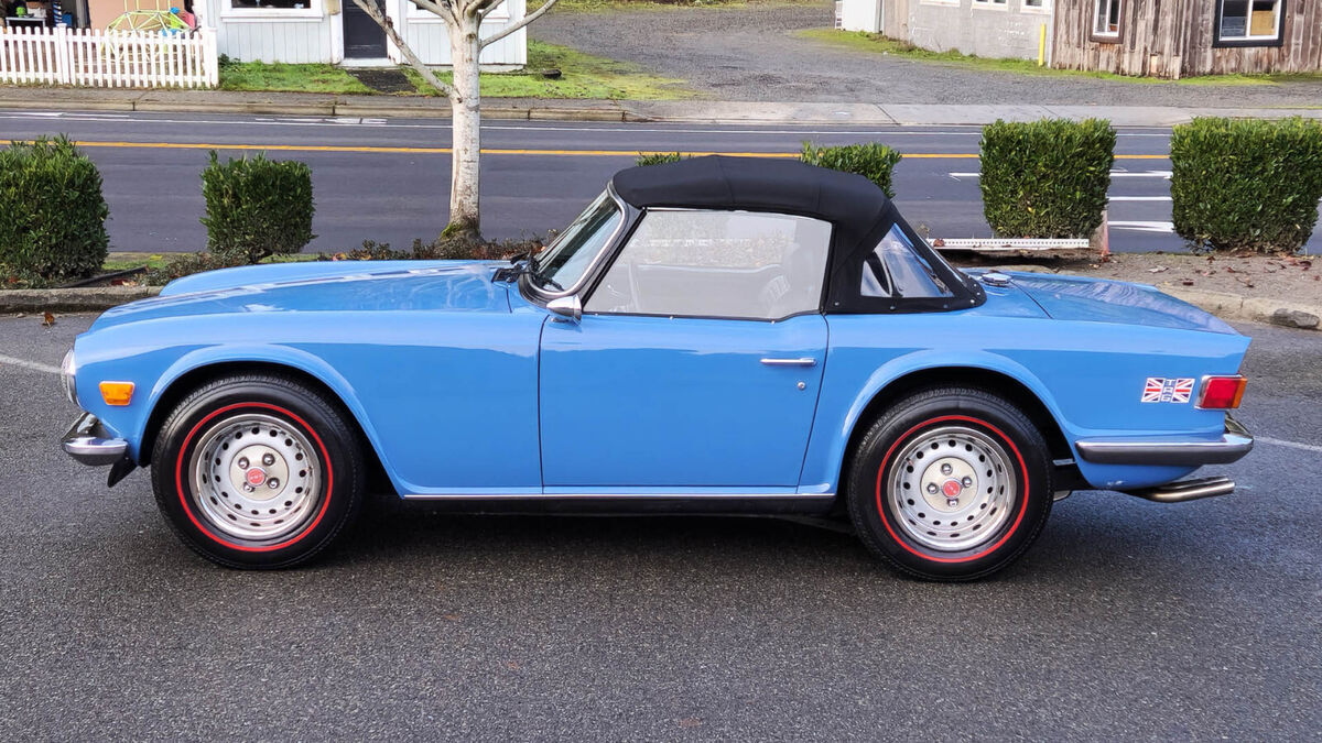 1973 Triumph TR6 Roadster "RARE" 1973 Triumph TR-6 Roadster "RARE"
