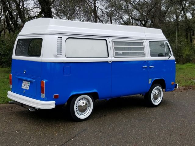 1973 Volkswagen Bus/Vanagon Riviera Camper - photo 2