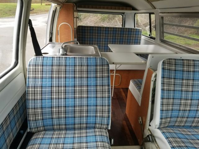 1973 Volkswagen Bus/Vanagon Riviera Camper - photo 8