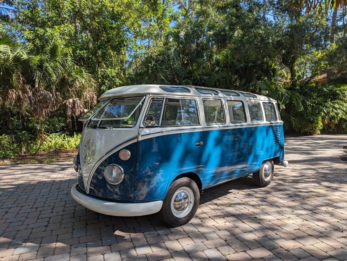 1973 Volkswagen Bus Samba 23 Window Replica 1973 Volkswagen Bus/Vanagon Deluxe Samba 23 Window