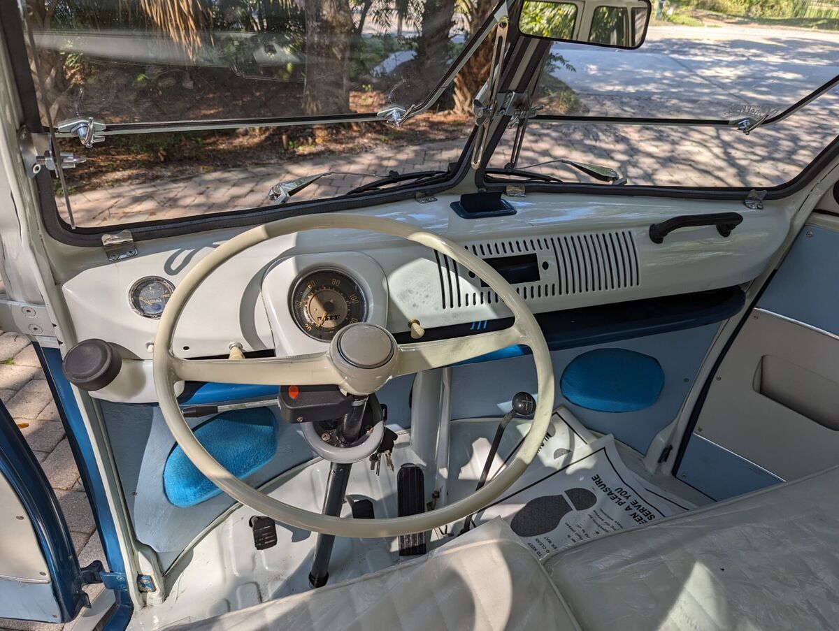 1973 Volkswagen Bus/Vanagon Deluxe Samba 23 Window - photo 13
