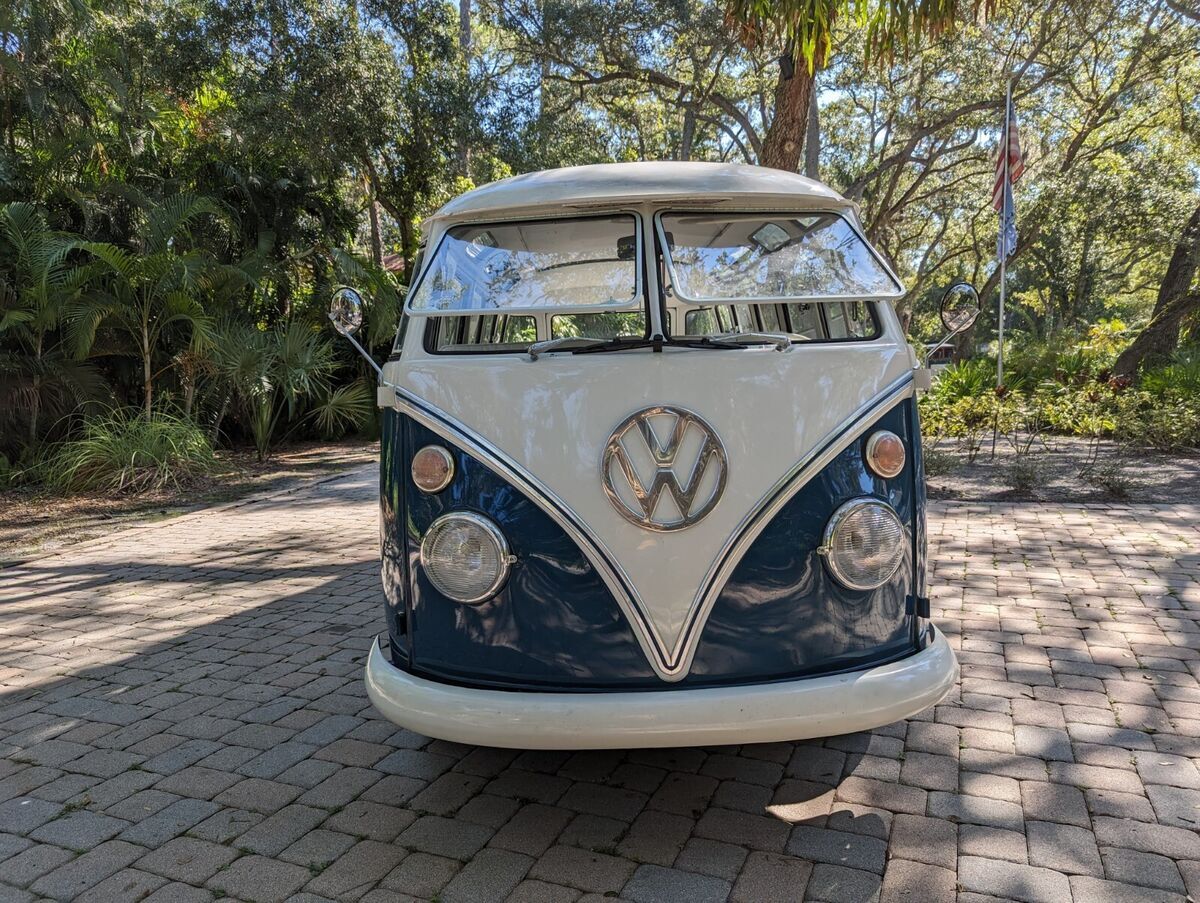 1973 Volkswagen Bus/Vanagon Deluxe Samba 23 Window - photo 9