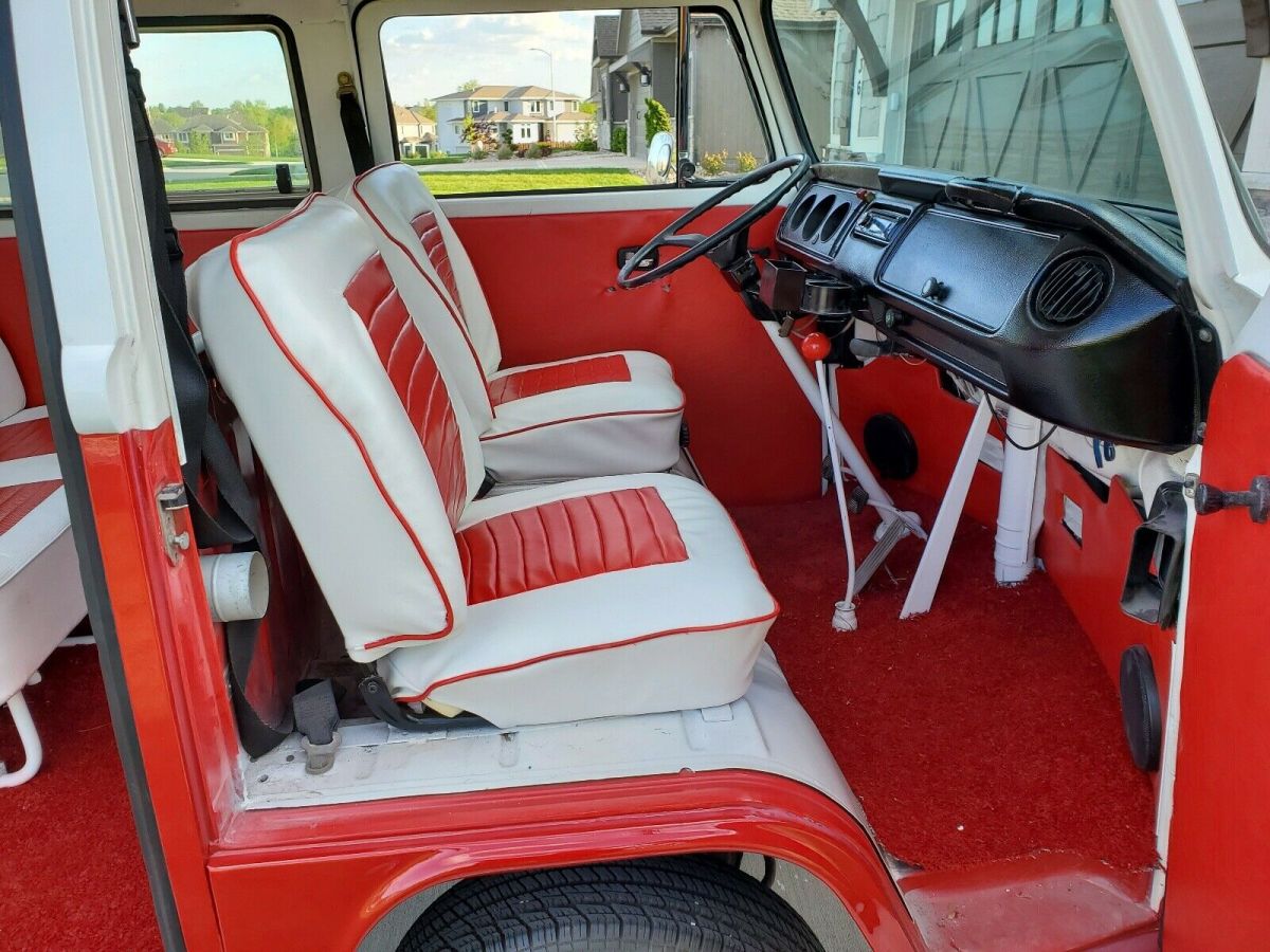 1973 Volkswagen Bus Bus - photo 8