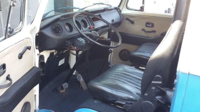 1973 Volkswagen Bus/Vanagon With folding rear seat/bed - photo 7