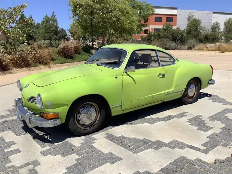1973 Volkswagen Karmann Ghia 4 Speed 2-Door Coupe 1973 Volkswagen Karmann Ghia