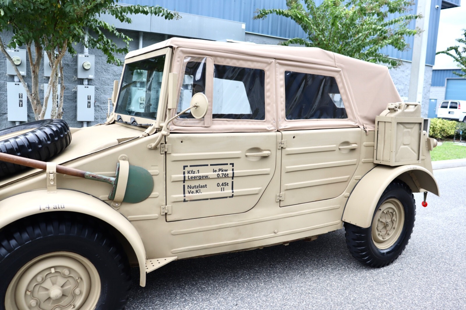 1973 Volkswagen Kubelwagen WWII Military Type 82 Replica - photo 12