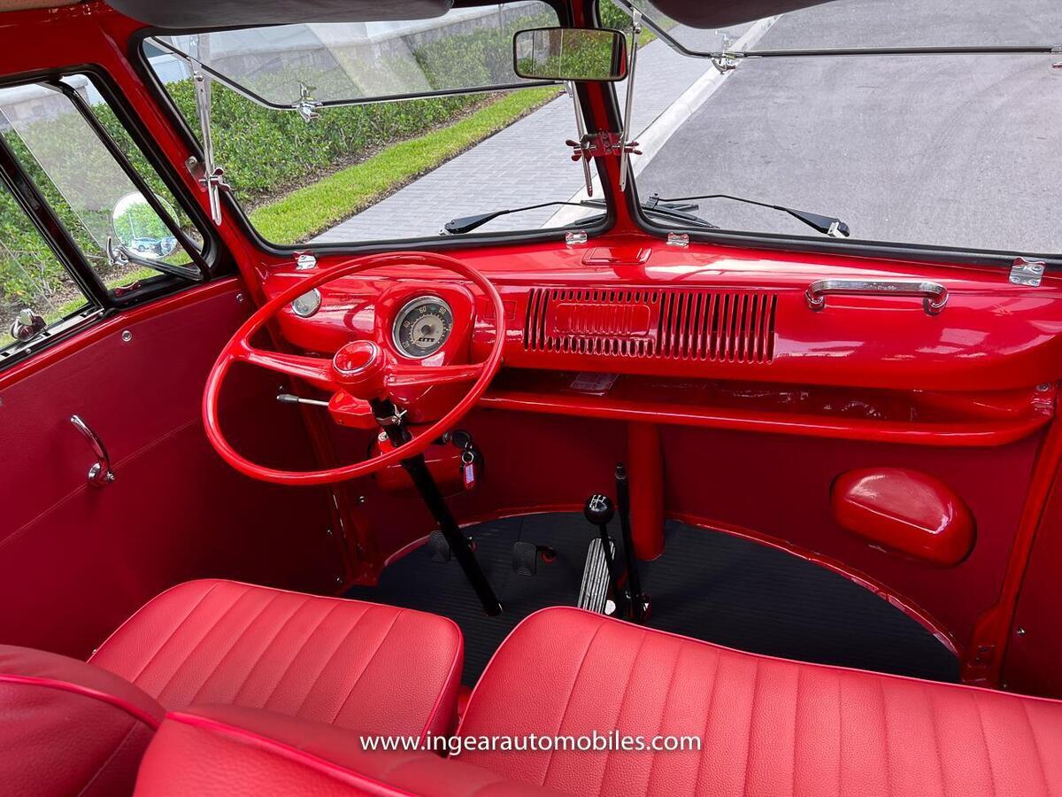 1973 Volkswagen VW Bus Ragtop Red Interio VW Bus Ragtop! Red Interior! SEE Video - photo 4