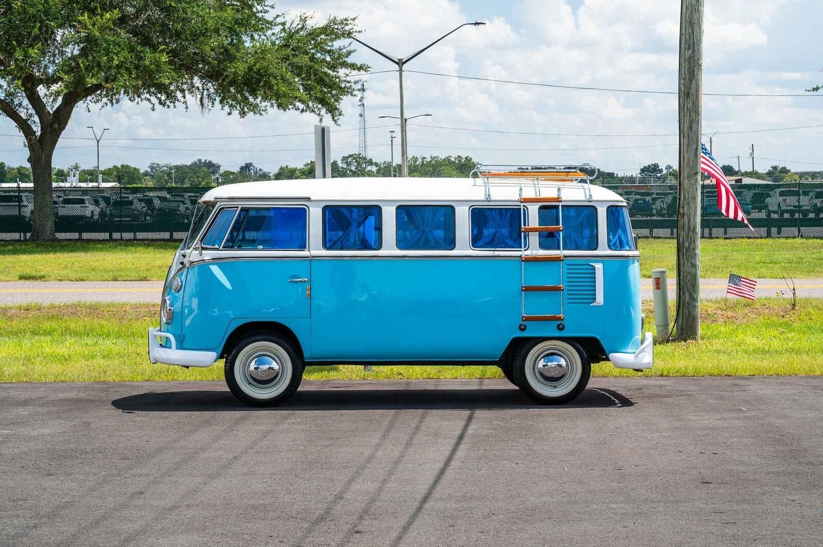 1973 Volkswagen Transporter Bus Rebuilt Motor - photo 2