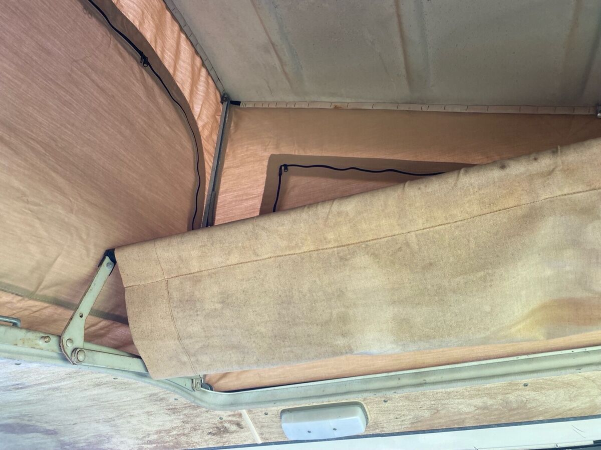 1973 Volkswagen Transporter camper - photo 13