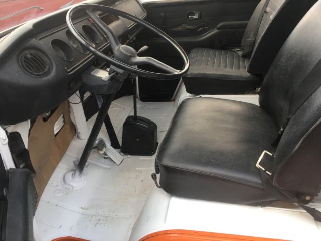 1973 Volkswagen Bus/Vanagon SUNROOF -RARE AUTOMATIC TRANSMISSION - photo 7