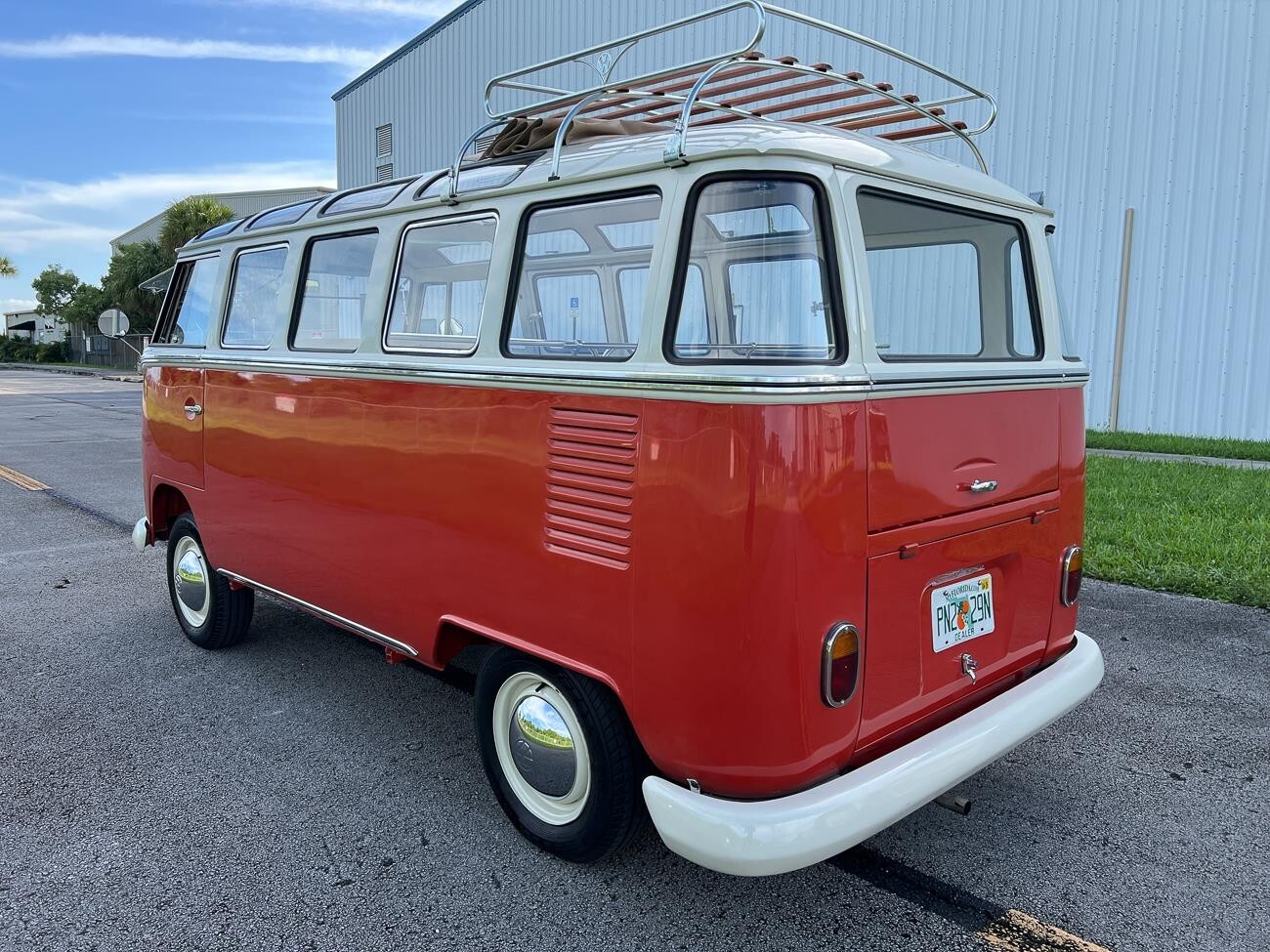 1973 Volkswagen Van Samba 23 windows - photo 12