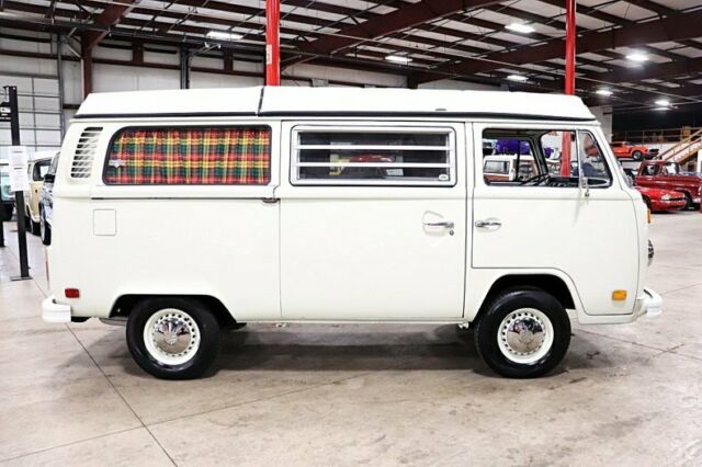1973 Volkswagen Bus/Vanagon -- - photo 6