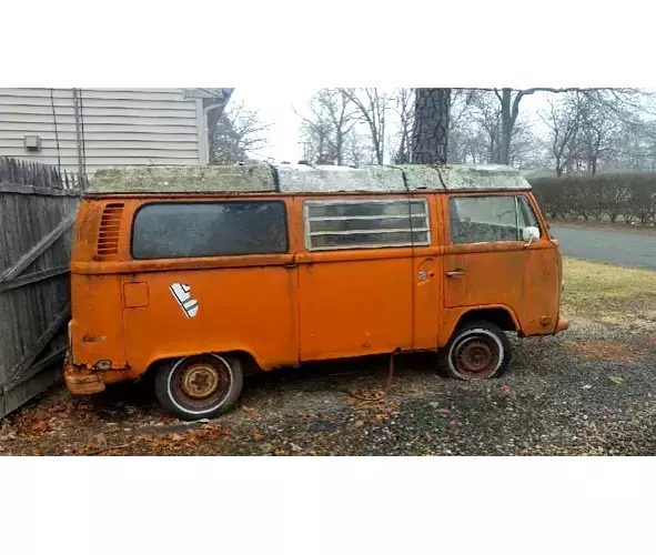 1973 Volkswagen Westfalia that needs complete restoration but is all there 1973 Volkswagen Bus/Vanagon Westfalia Camper Bus