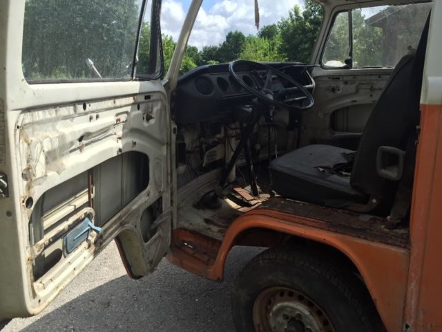 1973 Volkswagen Bus/Vanagon - photo 11