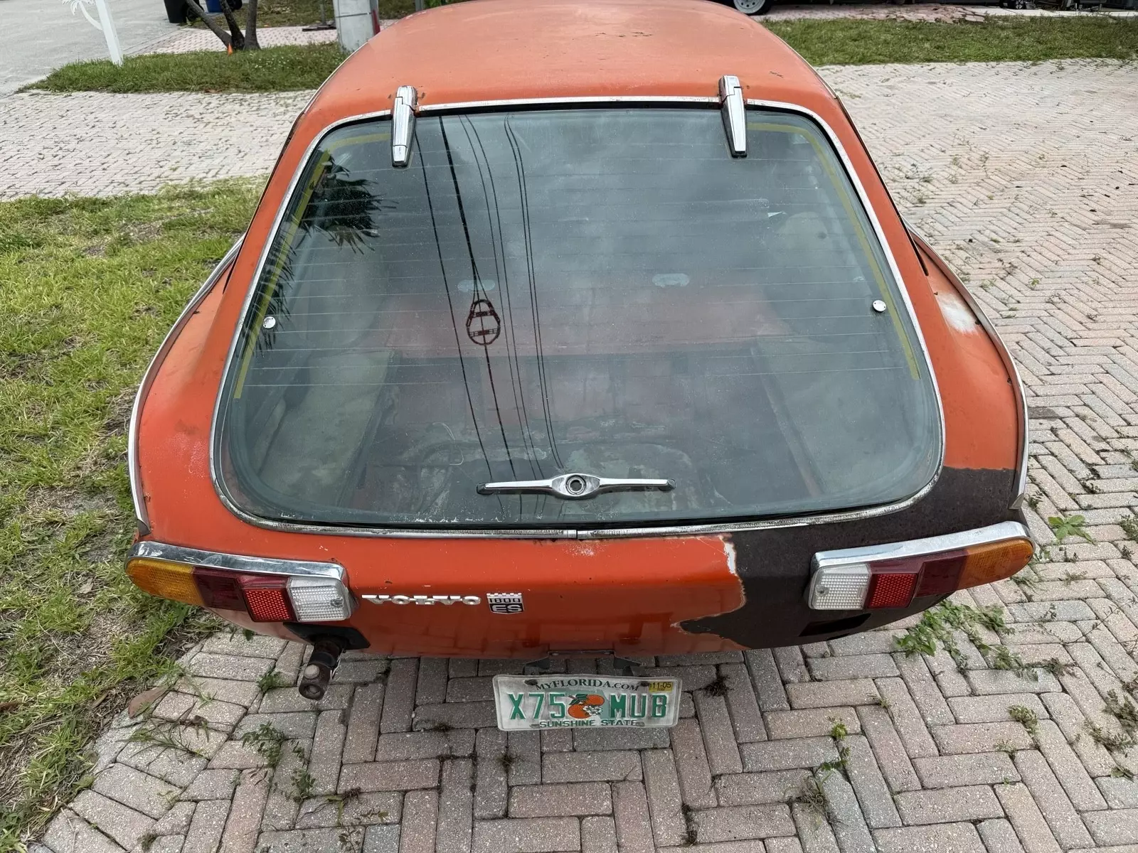 1973 Volvo 1800 ES - photo 2