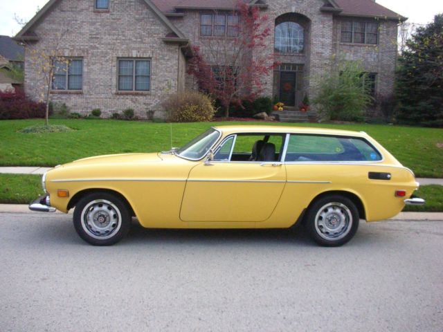 1973 Volvo P1800ES Wagon - Outstanding Original - Read description & see photos! 1973 Volvo P1800ES