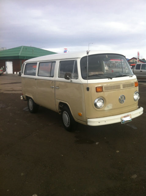 1973 VW Bus - Rust Free - Drives 1973 Volkswagen Bus/Vanagon