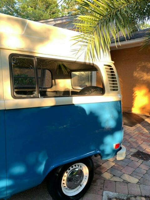 1973 Volkswagen Bus/Vanagon SportsMobile Penthouse - photo 10