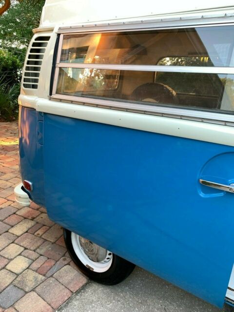 1973 Volkswagen Bus/Vanagon SportsMobile Penthouse - photo 12