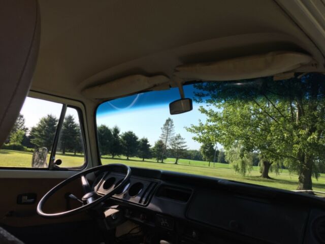 1973 Volkswagen Bus/Vanagon - photo 12