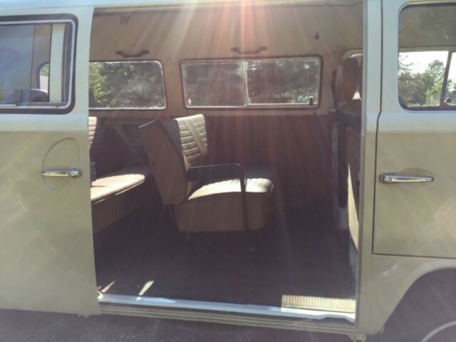 1973 Volkswagen Bus/Vanagon - photo 9