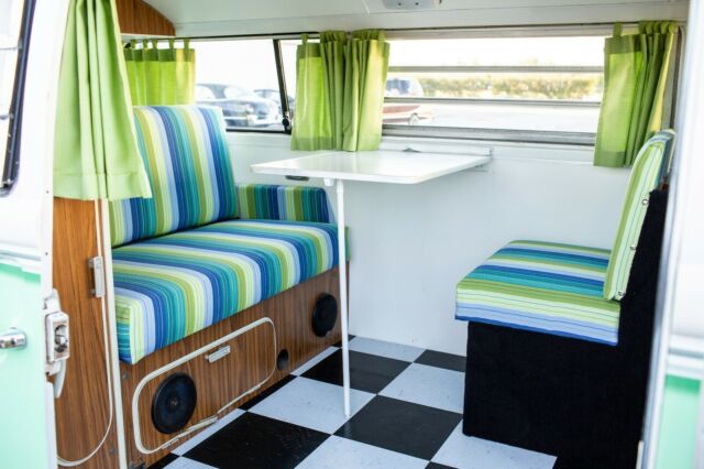 1973 Volkswagen Bus/Vanagon - photo 2