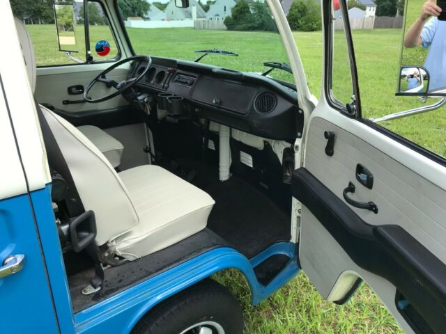 1973 Volkswagen Bus/Vanagon Transporter - photo 9