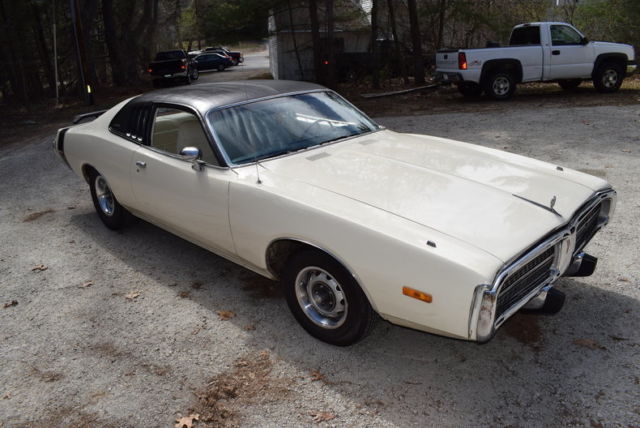 1973 White AC Power Brakes and Steering Restoration Candidate 1973 Dodge Charger