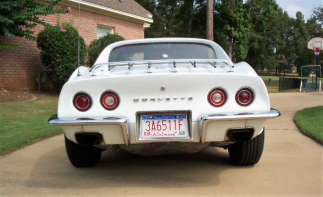 1973 Chevrolet Corvette Coupe with T-Top and luggage rack - photo 4