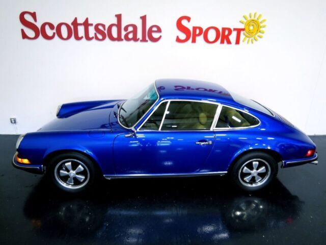 1973 Porsche 911 T COUPE * ONLY 22K Miles...Full Restoration... - photo 3