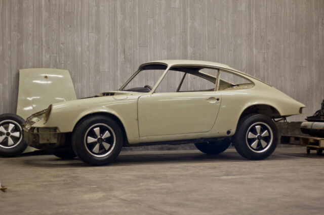 1973.5 911T Matching Num COA Rare Grey Beige Color CA Title $12k+ in NEW PARTS 1973 Porsche 911 2.4 CIS Rare Grey Beige Matching COA +$12K Parts