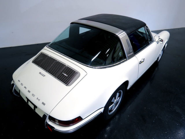 1973 Porsche 911 * ONLY 54K Miles...Full Restoration... - photo 11