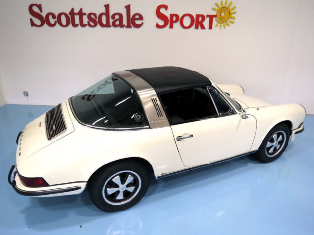 1973 Porsche 911 ONLY 54K MILES. 1,944 BUILD BOSCH CIS INJECTION 14 - photo 11