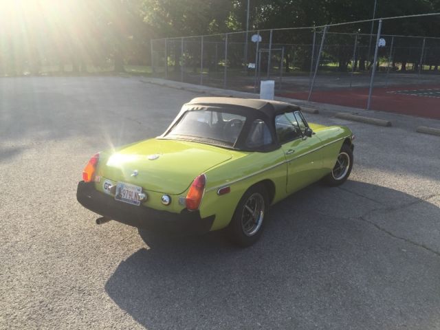 1974 MG MGB - photo 3