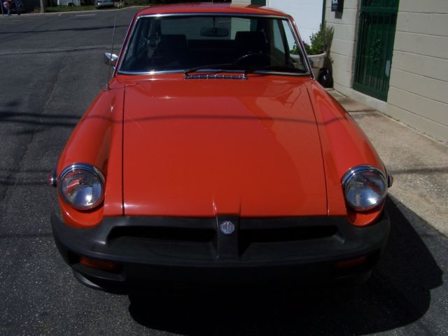 1975 MG MGB - photo 2