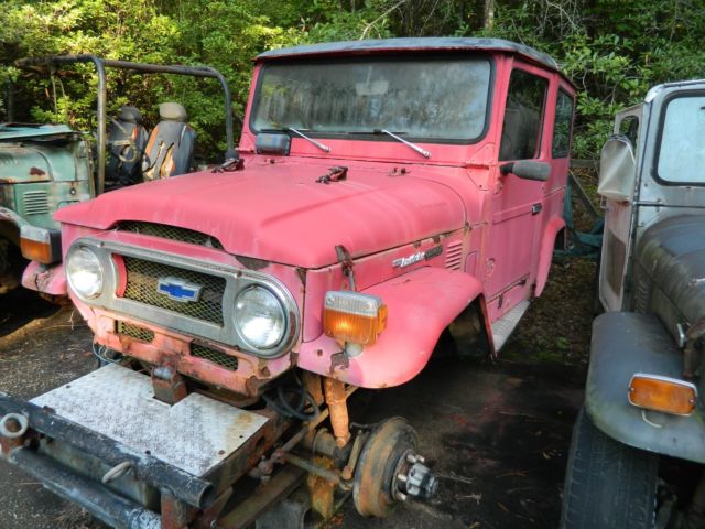1974, 1975, and 1977 Toyota Landcruiser FJ40 1974 Toyota Land Cruiser