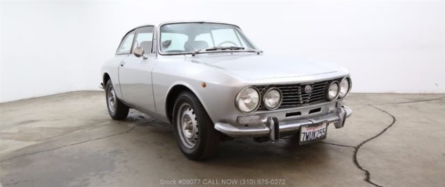 1974 Alfa Romeo GT Veloce 2000
