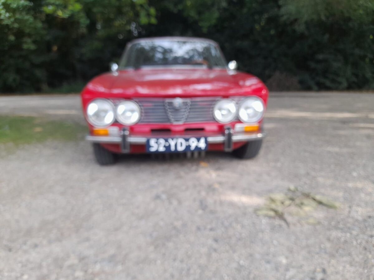1974 Alfa Romeo 1600 1600 GT, New Rear Axle, Engine, Steering Gear, Brakes - photo 4