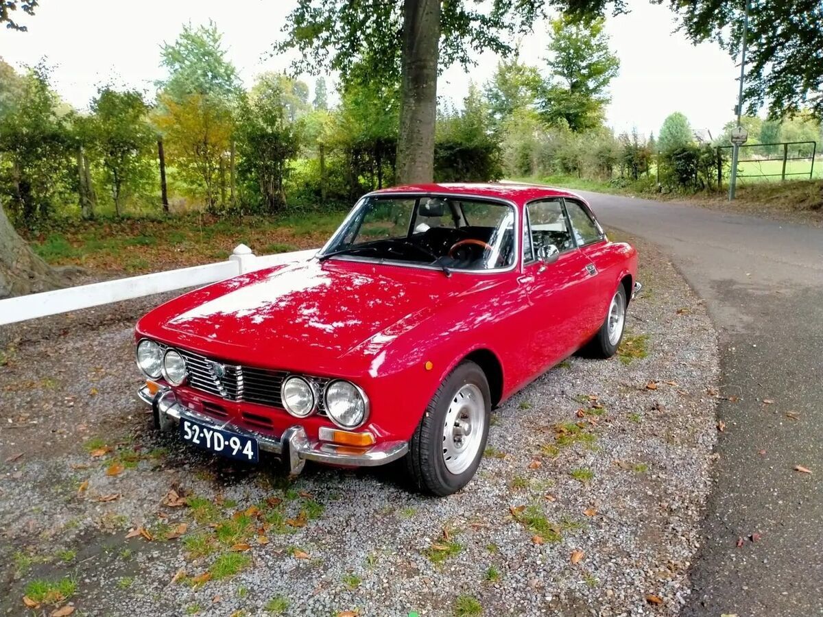 1974 Alfa Romeo 1600 1600 GT, New Rear Axle, Engine, Steering Gear, Brakes - photo 5
