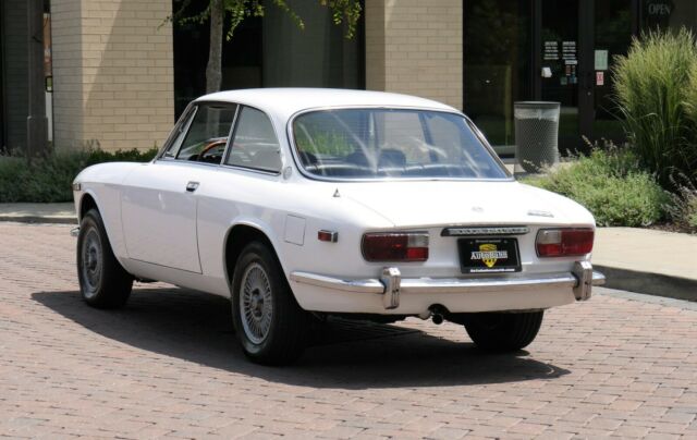 1974 Alfa Romeo GTV - photo 10