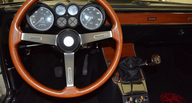 1974 Alfa Romeo GTV 2000 GTV - photo 8