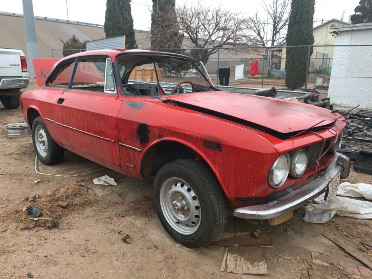 1974 ALFA ROMEO COUPE GTV 2000 W/AIR CONDITIONING WEST TEXAS BARN FIND PROJECT 1974 Alfa Romeo GTV GTV 2000