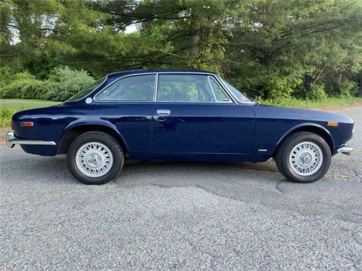 1974 Alfa Romeo GTV - photo 4